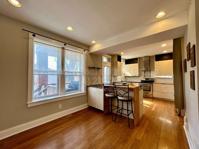 Photo - 5804 Pershing Ave