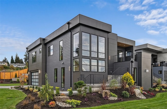 Building Photo - Luxury Home with Stunning Puget Sound Views in Steilacoom