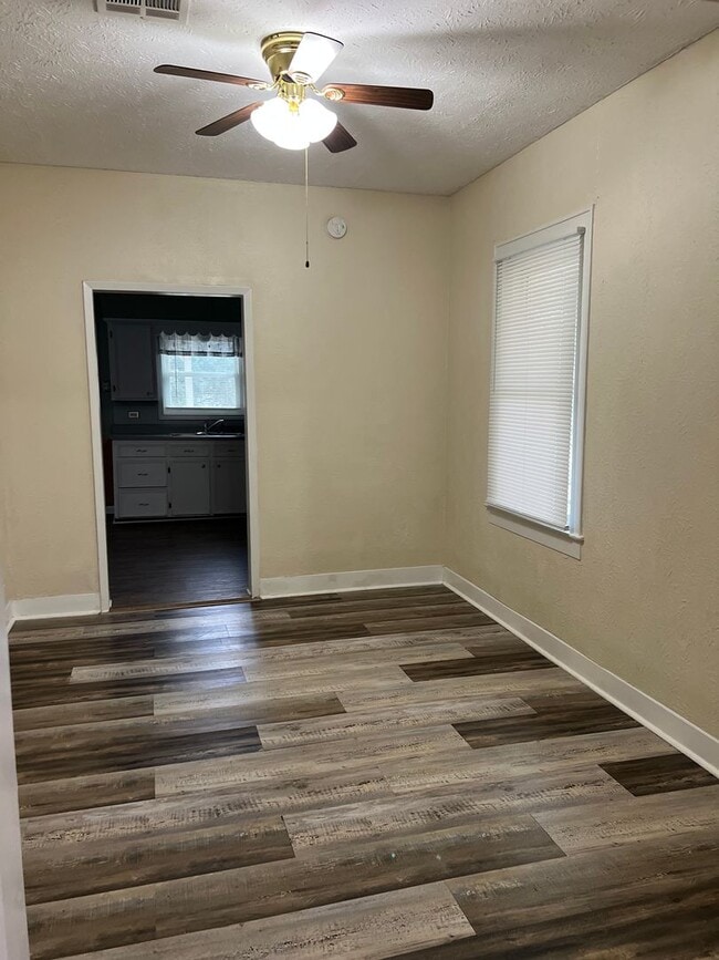 Photo - Home for lease