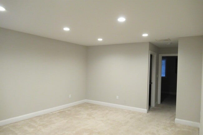 Photo - 717 S Braddock St