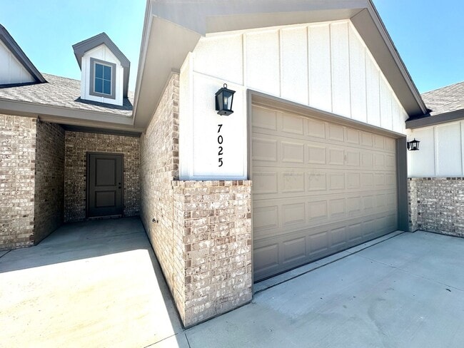 Building Photo - New Build 3Bed/2Bath Available in Frenship... Rental