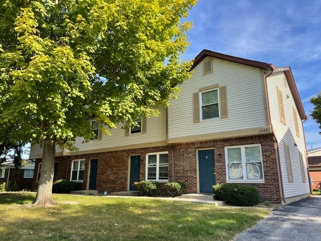 Building Photo - Sycamore Lane Apartments II Unit 2