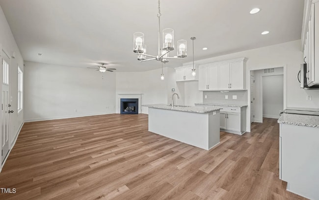 Photo - 148 Harmony Trl