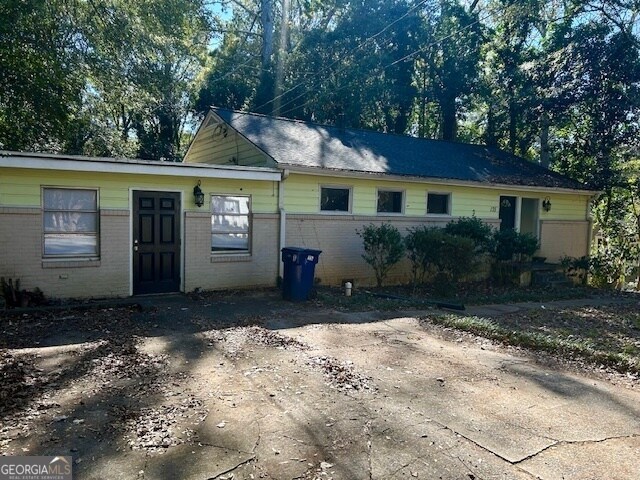 Building Photo - 175 Habersham Way