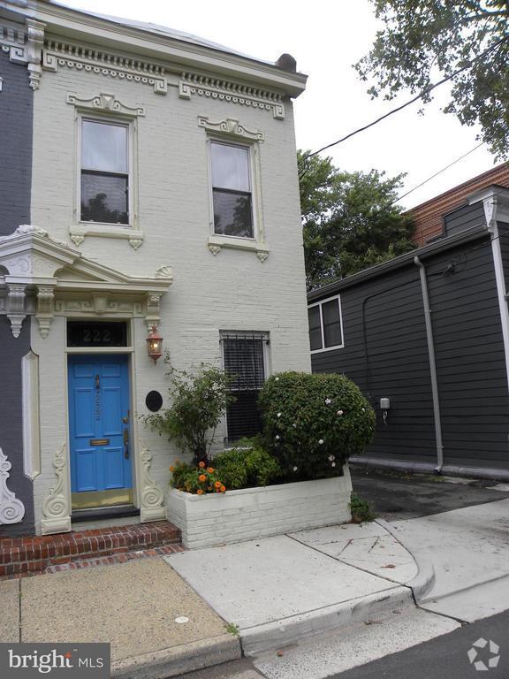 Building Photo - 222 N Patrick St Rental
