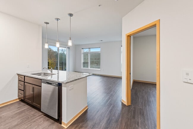 Photo - 1121 S Park St Unidad 305