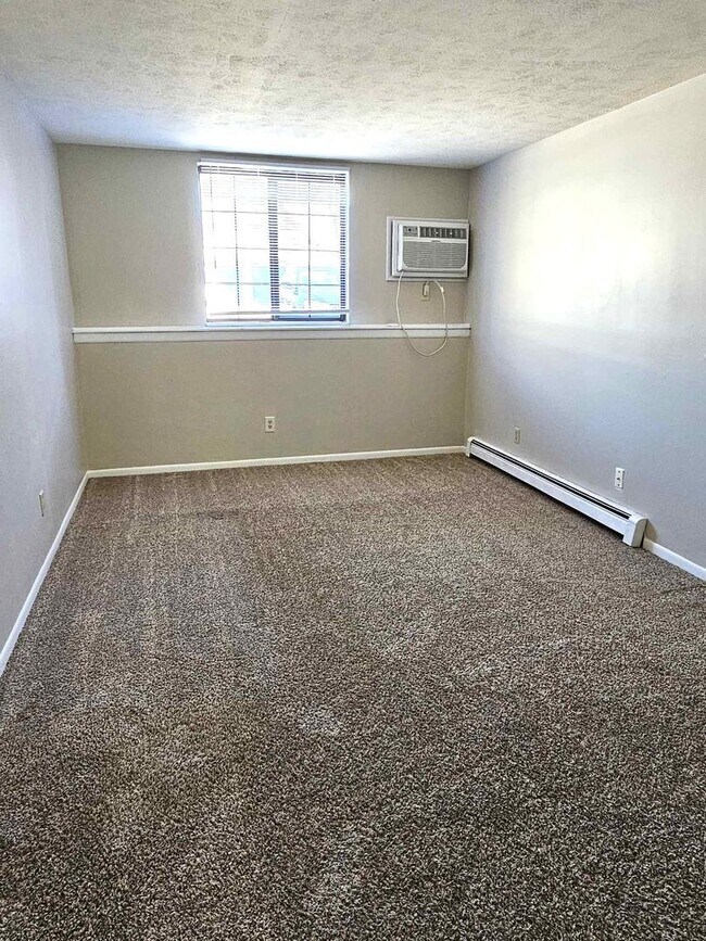 Photo - 3938 Kenowa Ave Unit #1