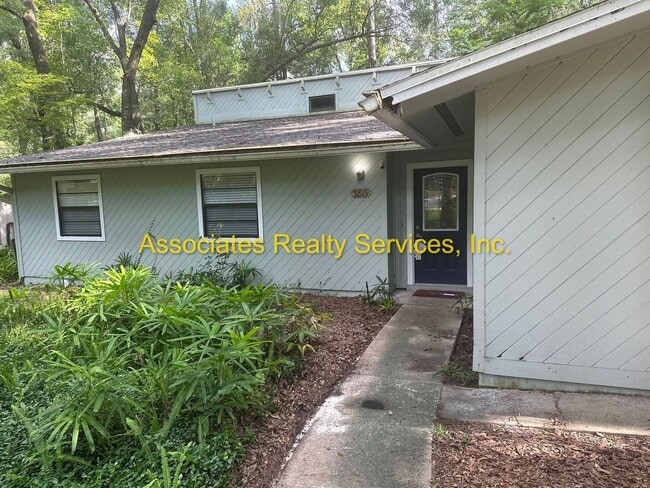 Photo - 3/2 North West!- 2 Weeks Free rent with im...