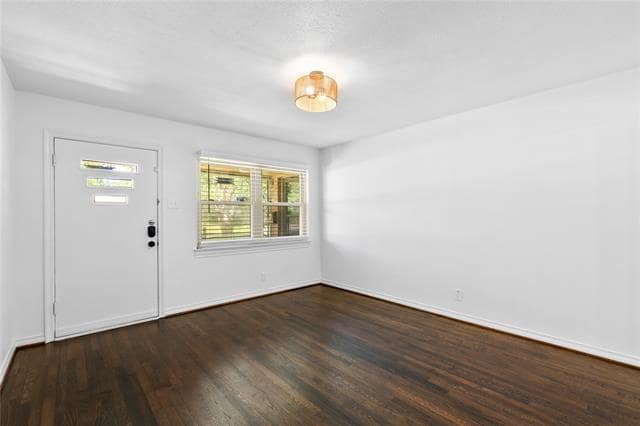 Photo - 1804 Mariposa Dr