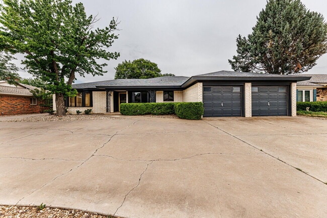 Building Photo - 5703 80th St