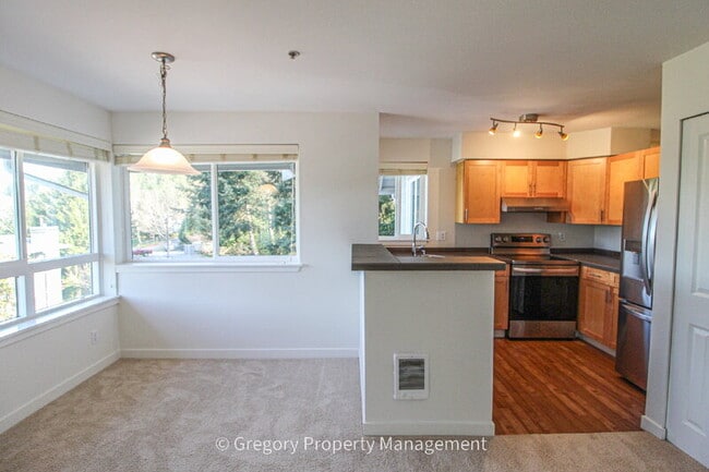 Photo - 12023 NE 204th Pl Unit #E303