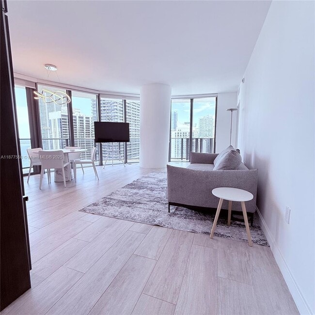 Photo - 55 SW 9th St Unit 3903