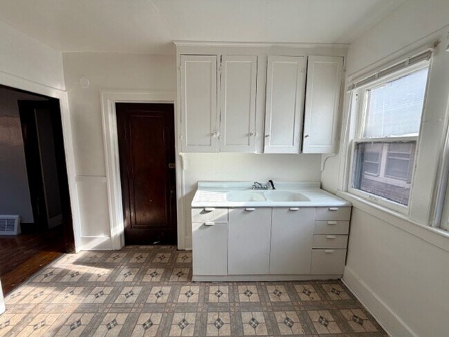 Photo - 4287 W Grand St Unit 4289 W Grand- Upper