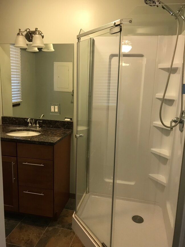 Bathroom downstairs - 105 Garfield Ave Unit Garfield