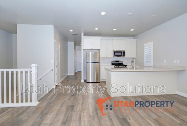 Photo - 1394 Stewart Falls Dr