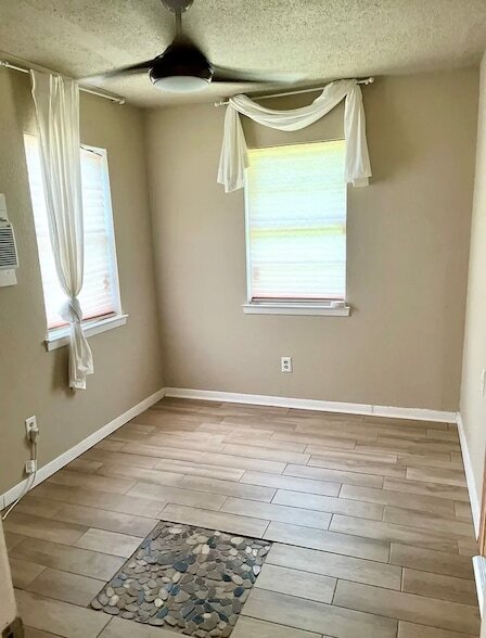 Photo - 307 W Broadmore Ave