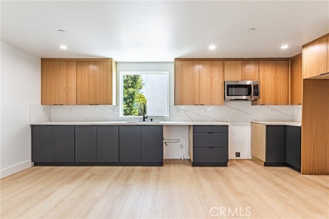 Photo - 1559 S Ogden Dr