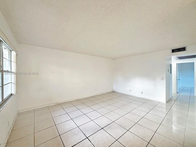 Photo - 251 SW 134th Way Unit 210M
