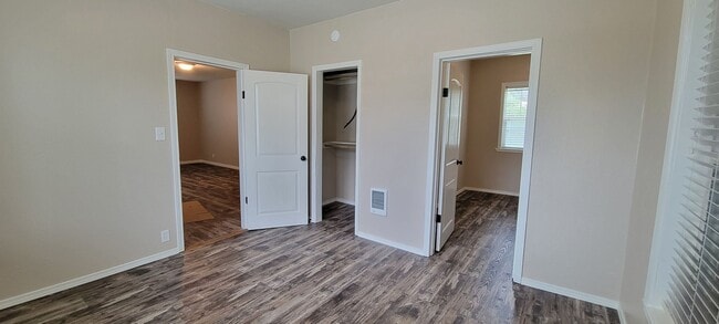 Photo - 744 SE Cleveland Ave