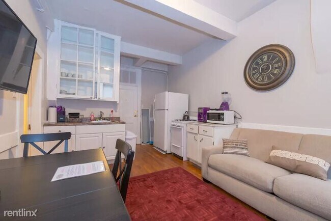 Photo - 160 Endicott St