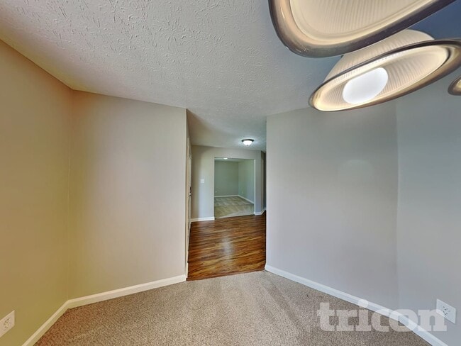 Photo - 101 Midland Dr