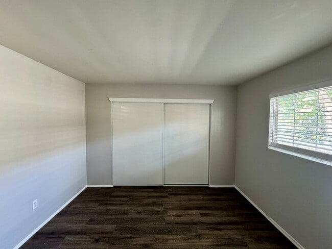 Photo - 17392 Queens Ln Unidad 3