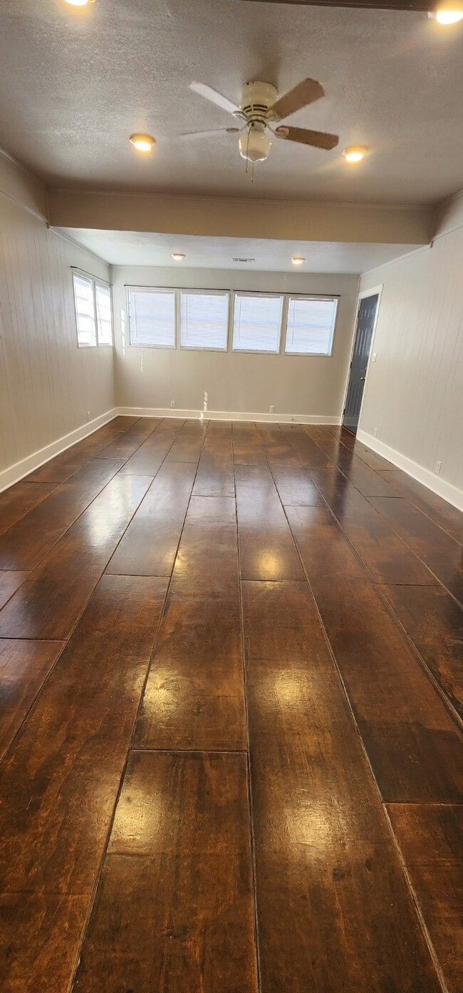 Photo - 950 Madison Ave