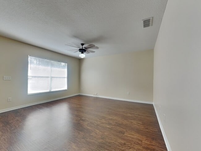 Photo - 3621 N 54th St