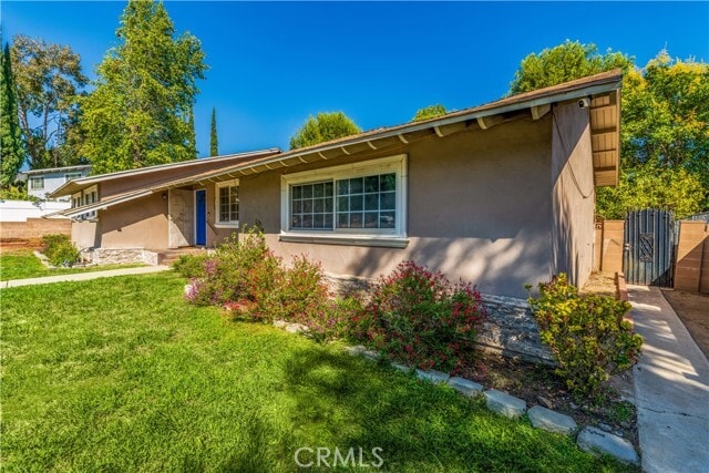 Photo - 11200 Reseda Blvd