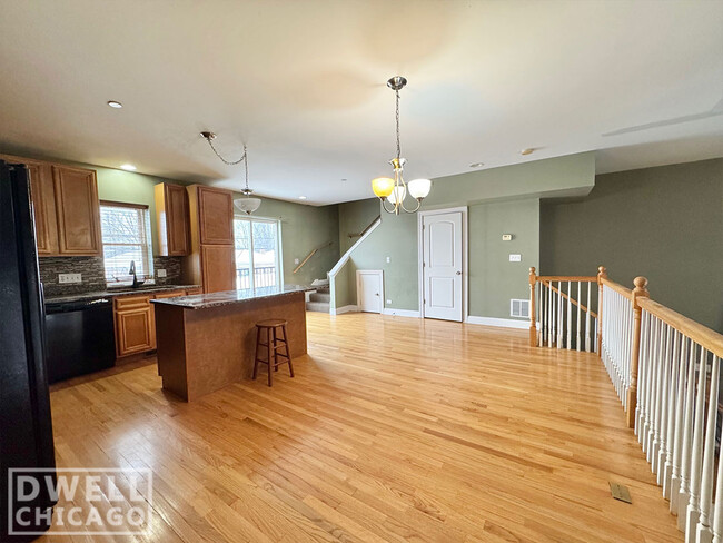 Photo - 3607 W 53rd St Townhome