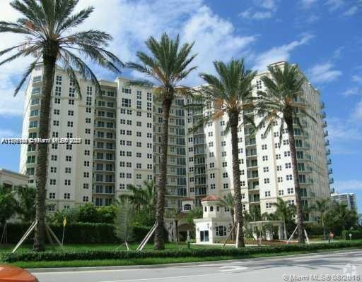 Building Photo - 19900 E Country Club Dr Unit 718 Rental