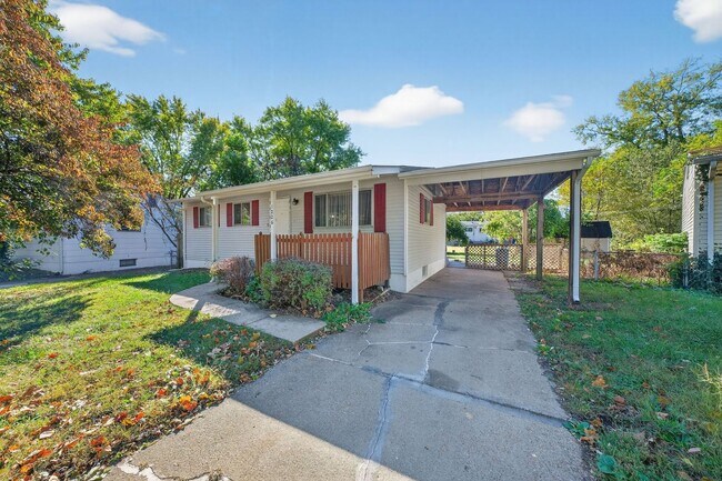 Photo - 1226 Baron Ave