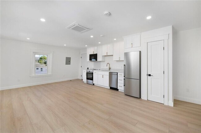 Photo - 3 Melrose St Unit 3