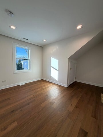 Photo - 830 Deerfield Rd