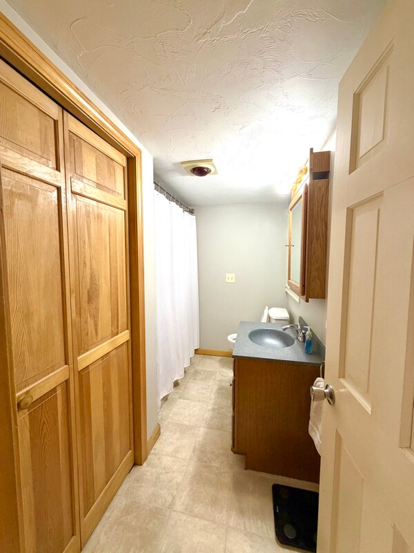 Photo - 39 S Main St Unit apt 3