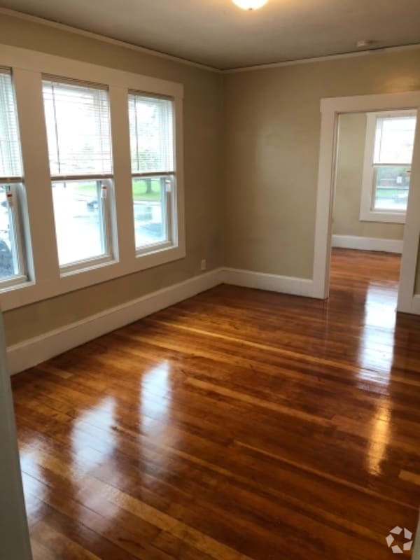 Building Photo - 11 Wilmington St Unit 2 Rental