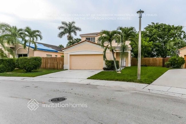 Photo - 10621 SW 14th Ct