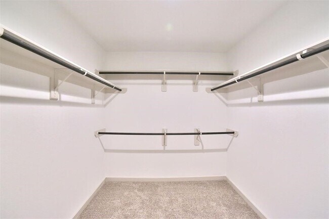 Photo - 3810 Lila Lake Ln
