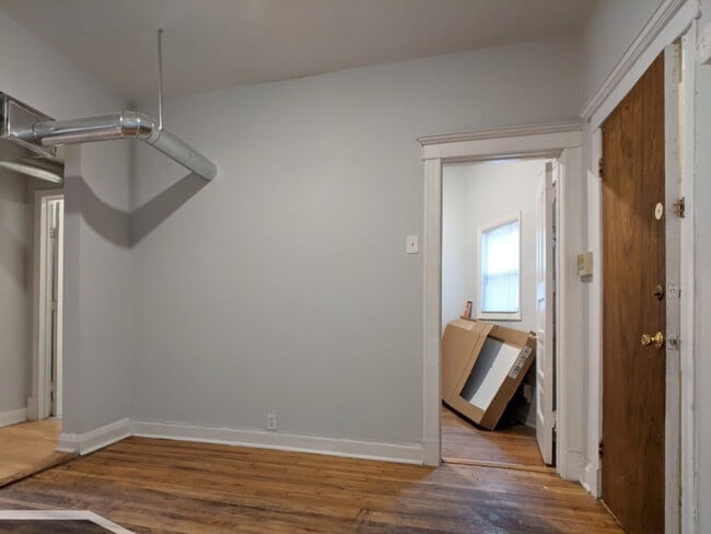 Photo - 3544 N Halsted St Unidad 1R