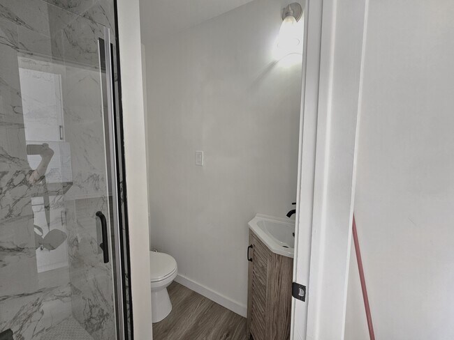 Photo - 19 Wellington St Unit 105