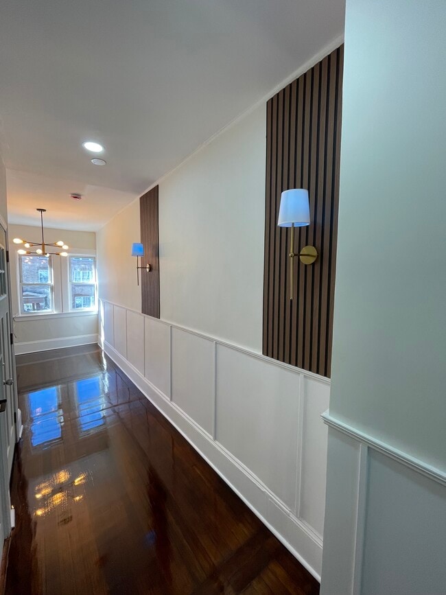 Photo - 31 Crawford St