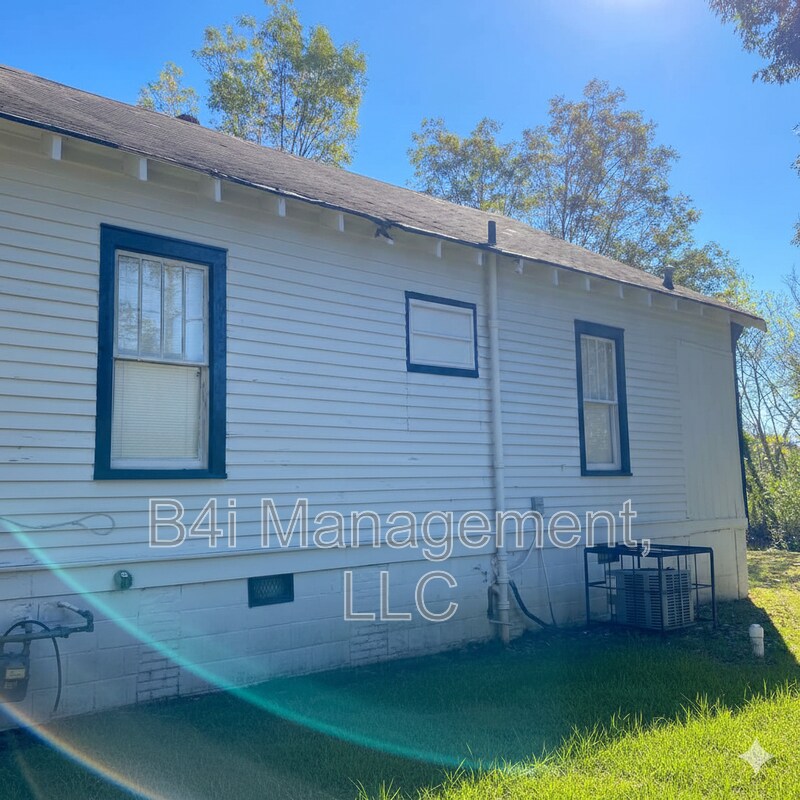 Photo - 58 Bleachery St