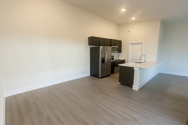 Photo - 11655/57 Harry Ct Unit 11657 Harry