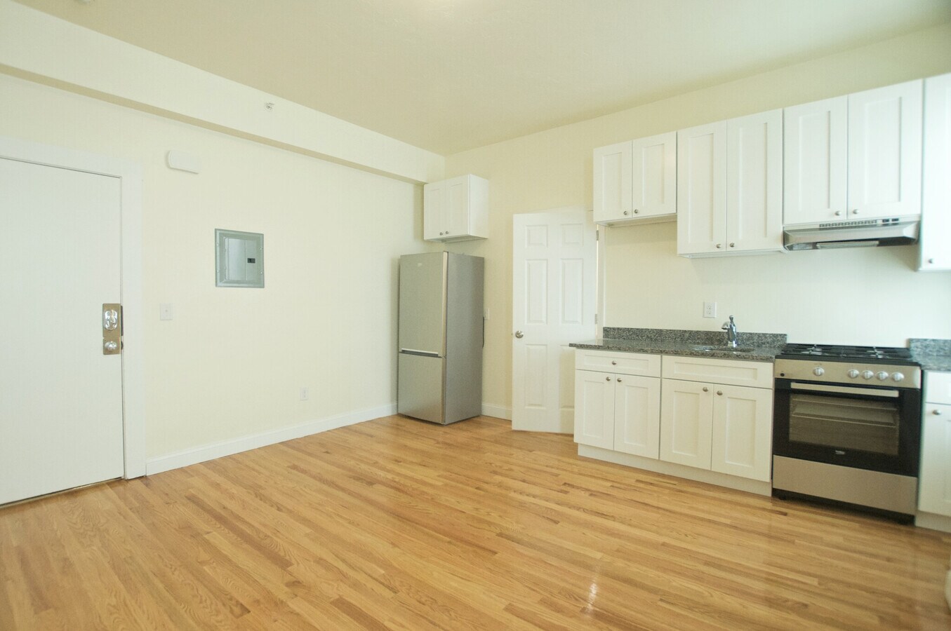 Photo - 518 E Broadway Unidad 5