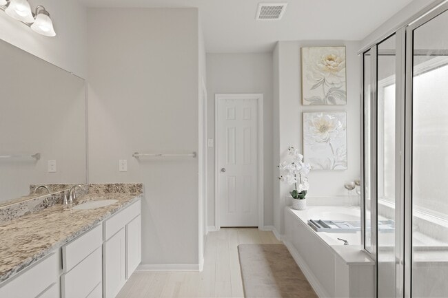 Building Photo - 14615 Olive Sparrow Ln