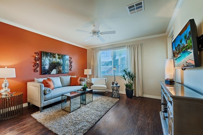 One North Scottsdale Apartments