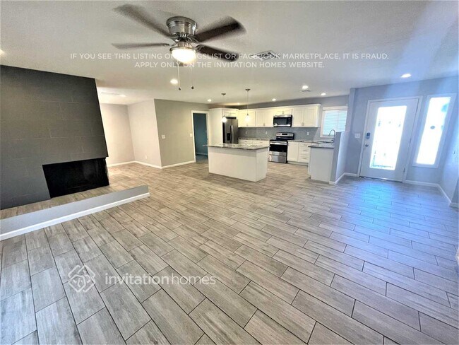 Photo - 943 E Manhatton Dr