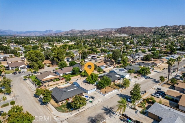 Photo - 910 Marlyce Ln