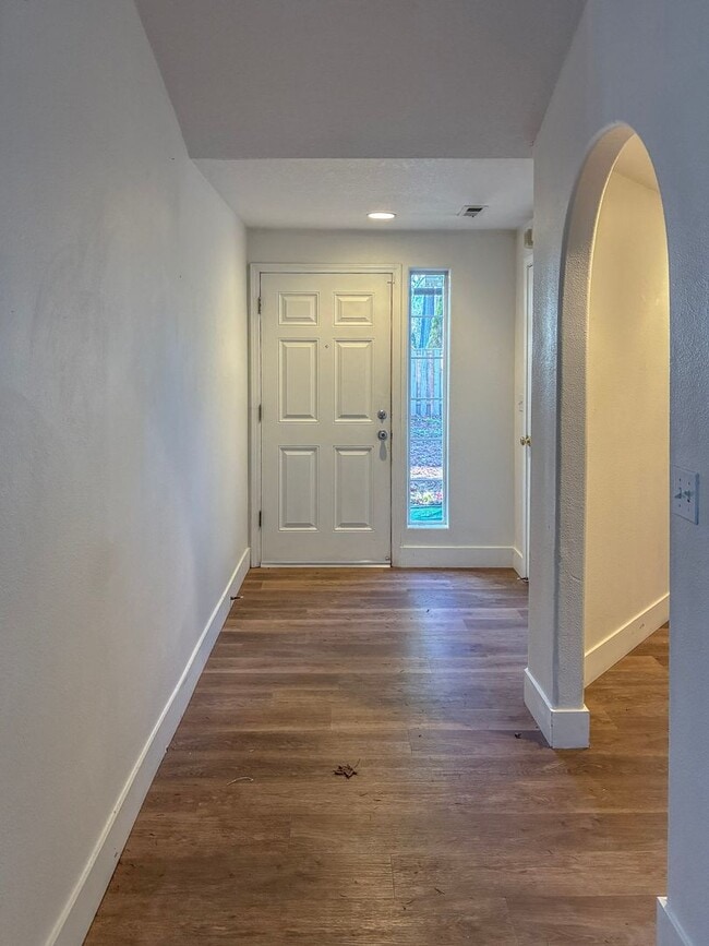 Photo - 3 Bedroom 2 Bath Ranch Home Available January 2026 !