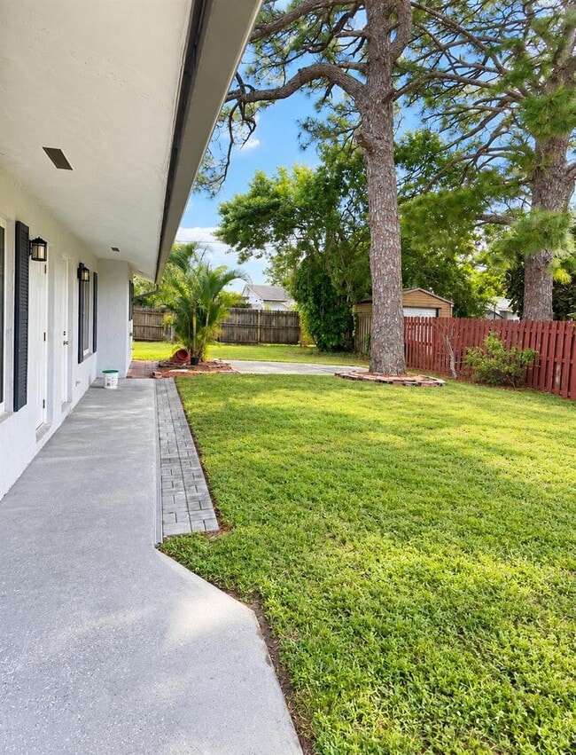 4356 Anna Ln